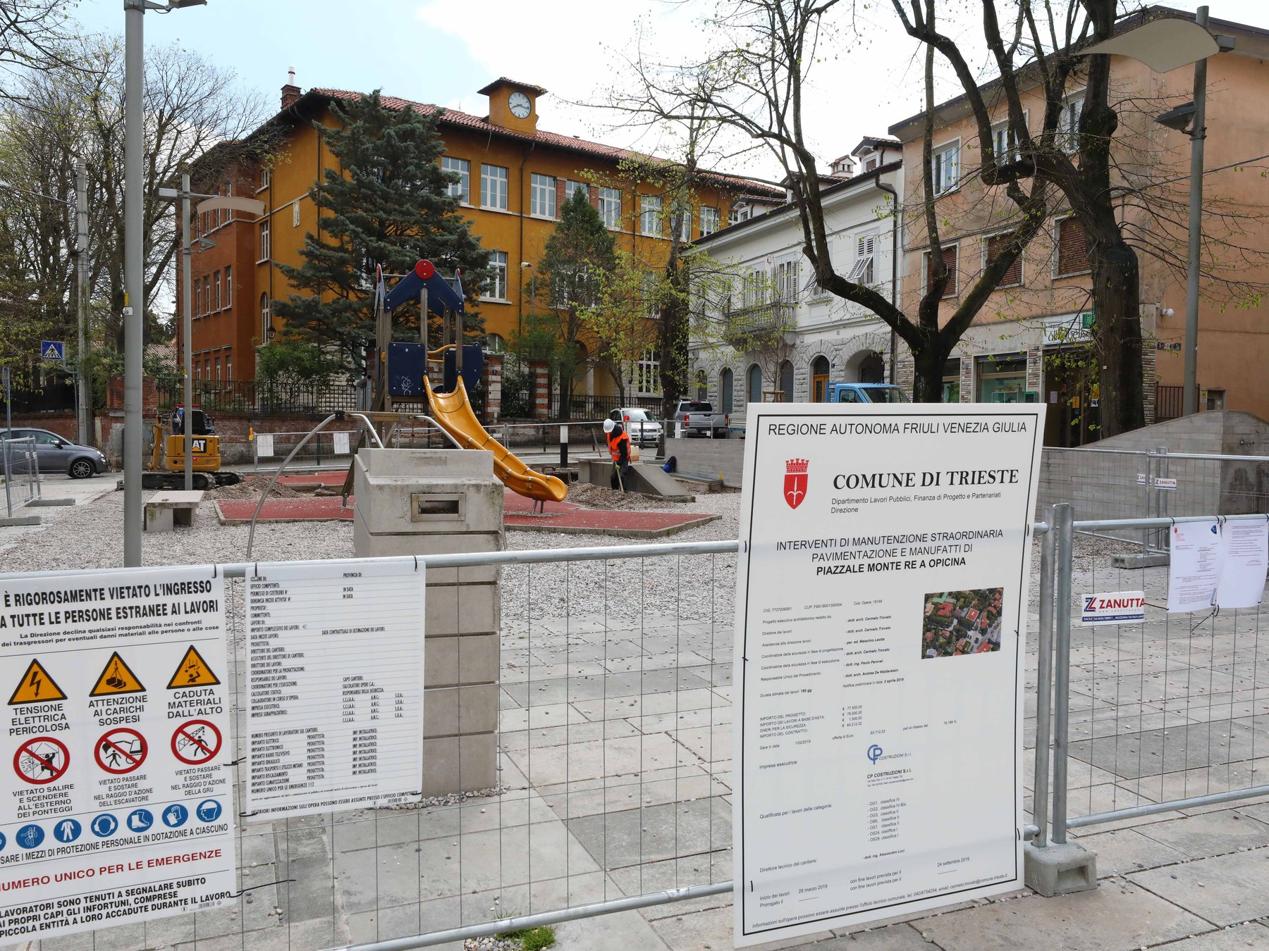 Piazzale Monte Re a Opicina: effettuato sopralluogo ai lavori di riqualificazione gia’ avviati